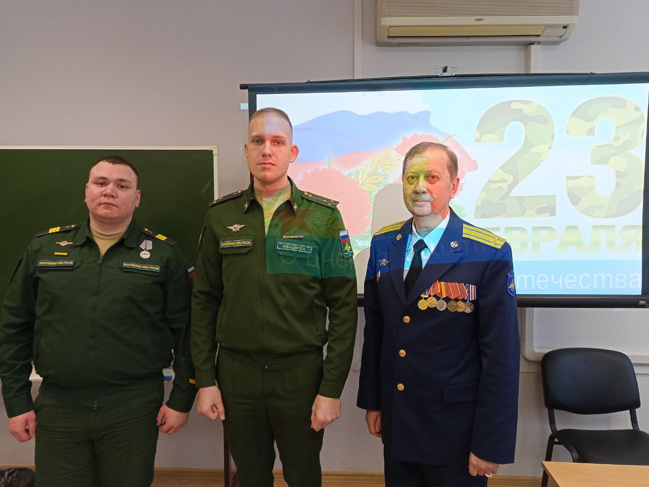 «Связь поколений и верность долгу»: в Королёвском филиале МЮИ прошёл Урок мужества